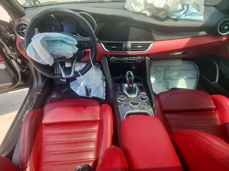 2021 ALFA ROMEO GIULIA TI  