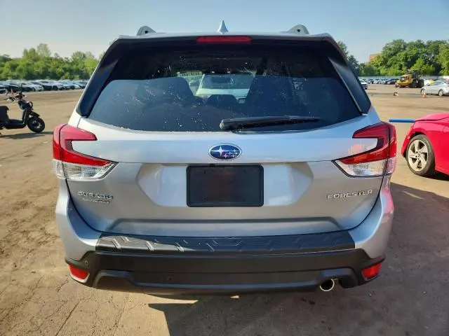 2022 SUBARU FORESTER LIMITED  