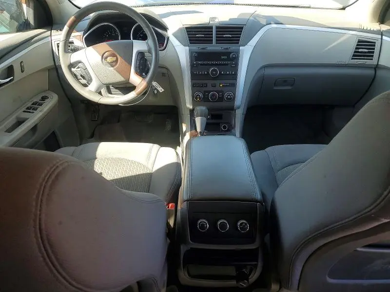 2012 CHEVROLET TRAVERSE LT  
