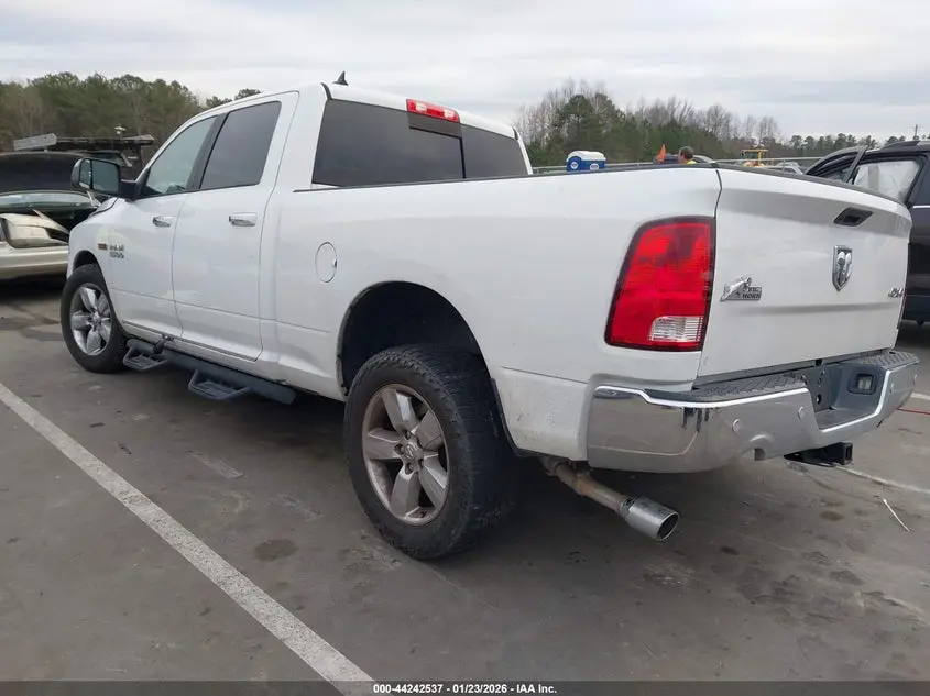 2018 RAM 1500 BIG HORN  4X4 6'4 BOX