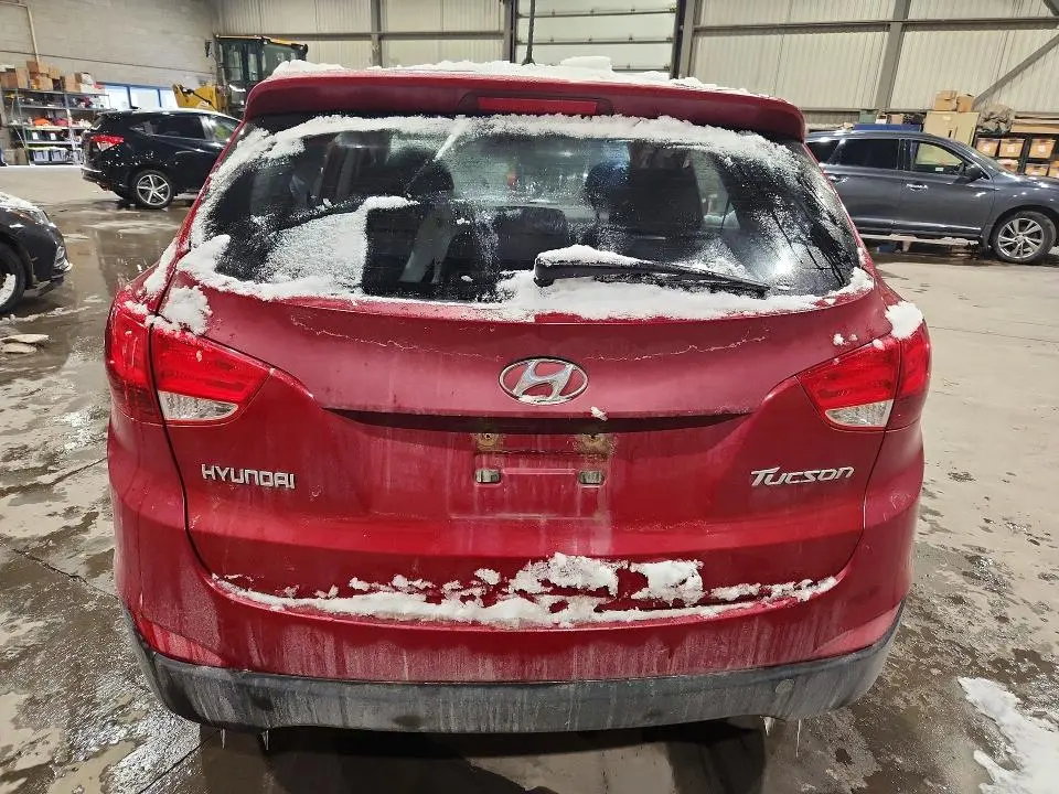 2010 HYUNDAI TUCSON GLS  