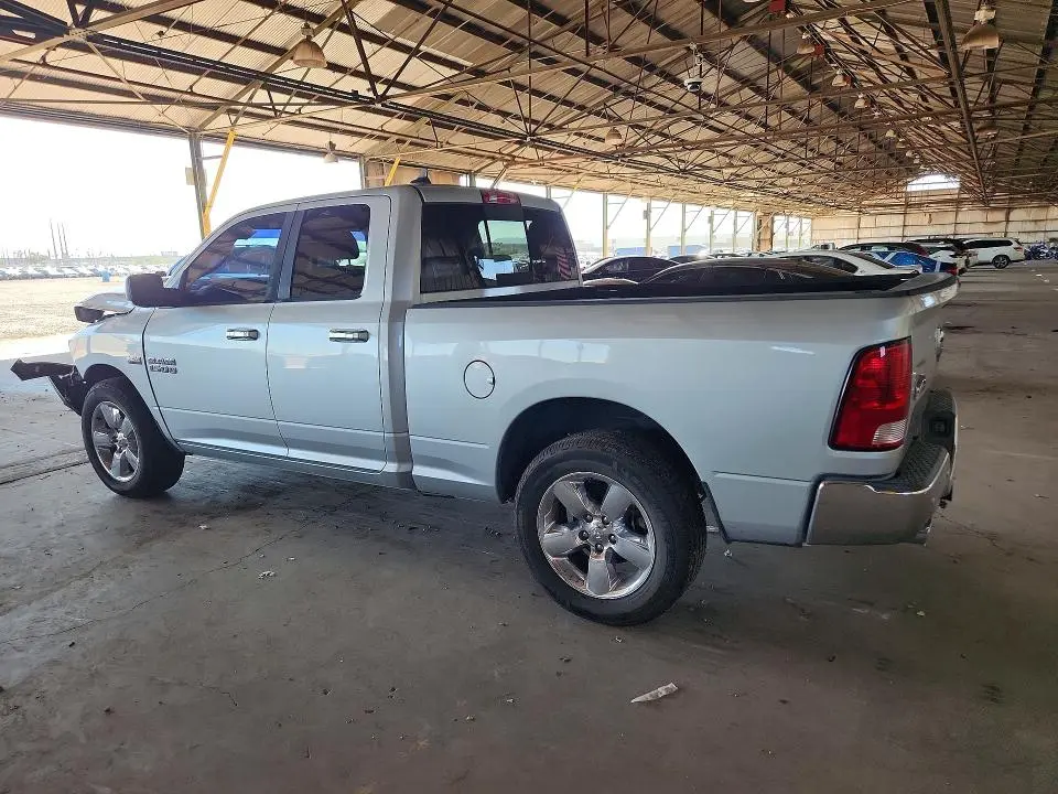 2017 RAM 1500 SLT  