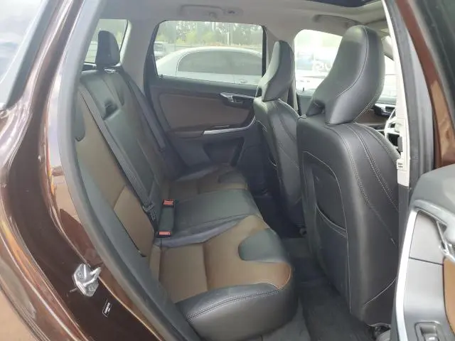 2017 VOLVO XC60 T5 DYNAMIC  