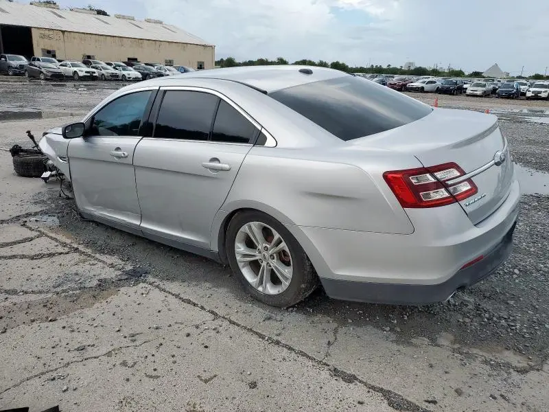 2017 FORD TAURUS SE