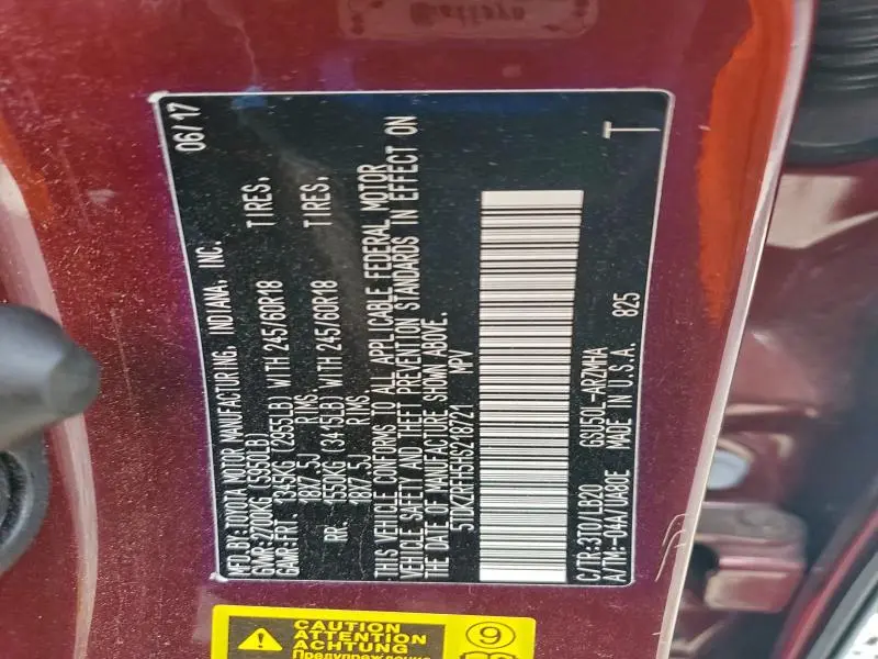 2017 TOYOTA HIGHLANDER SE  