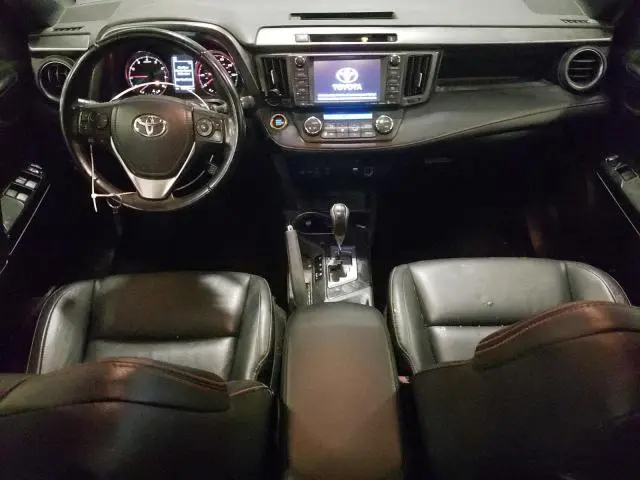 2016 TOYOTA RAV4 SE  