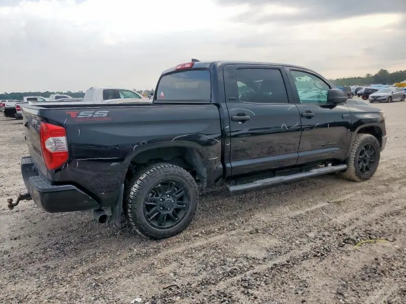 2021 TOYOTA TUNDRA CREWMAX SR5  