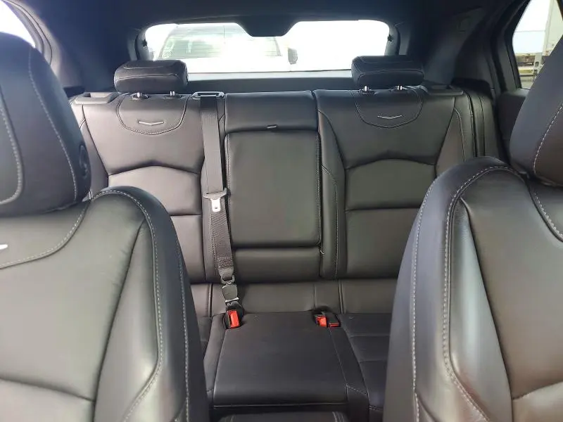 2021 CADILLAC XT4 PREMIUM LUXURY  