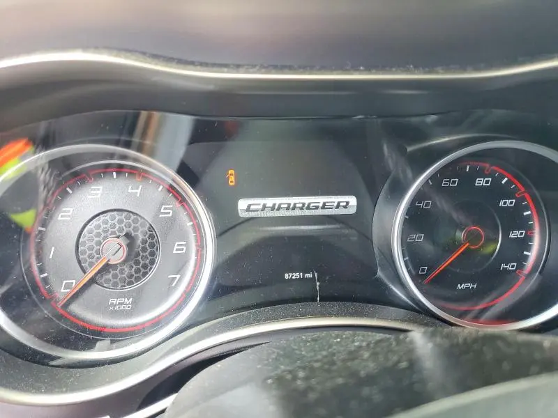 2020 DODGE CHARGER SXT  