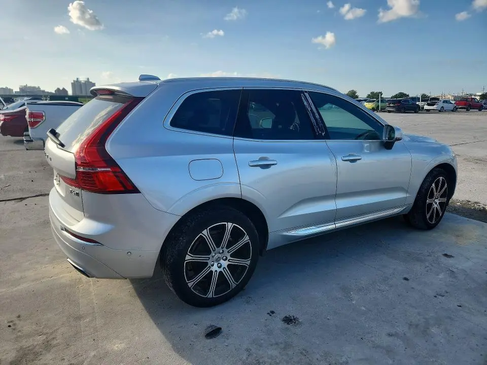 2018 VOLVO XC60 T6  