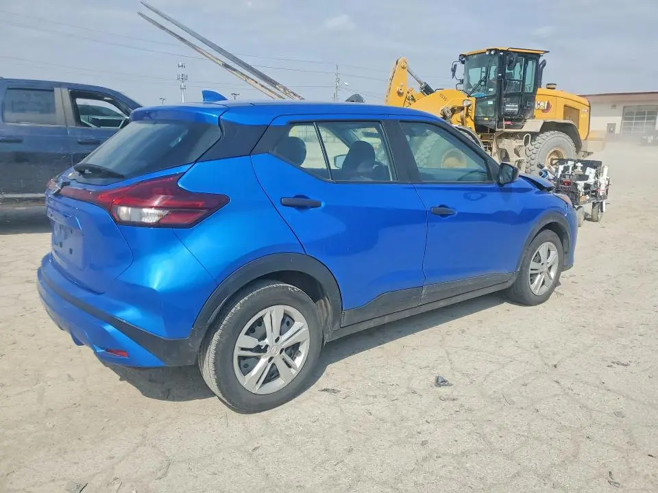 2021 NISSAN KICKS S  