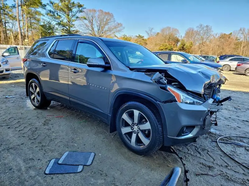 2019 CHEVROLET TRAVERSE LT  