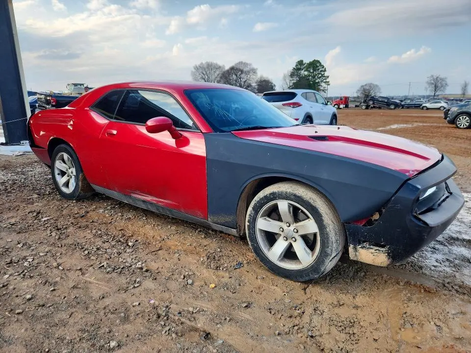 2013 DODGE CHALLENGER SXT  