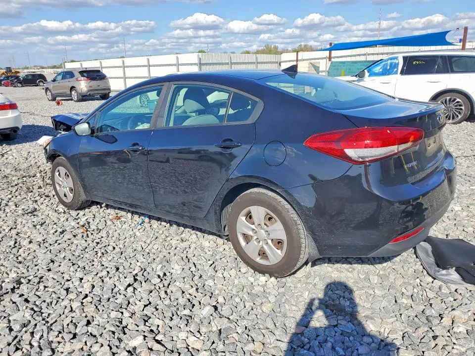 2018 KIA FORTE LX  