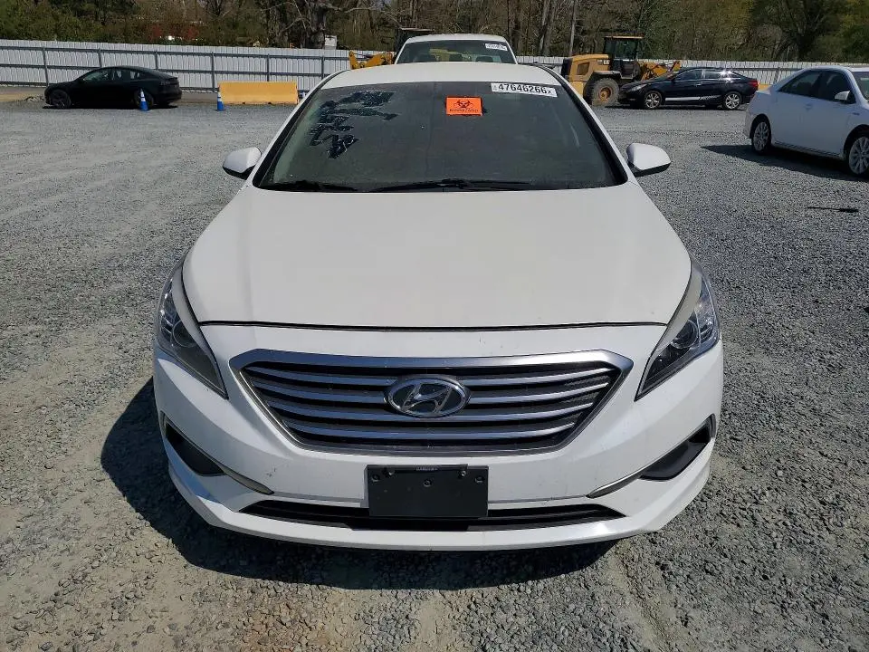 2017 HYUNDAI SONATA SE  