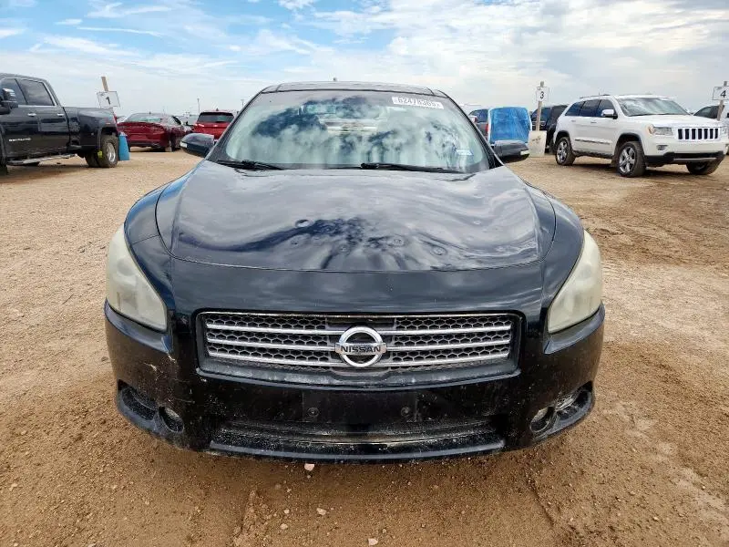 2011 NISSAN MAXIMA S  
