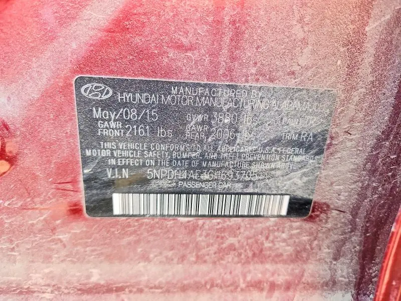 2016 HYUNDAI ELANTRA SE  