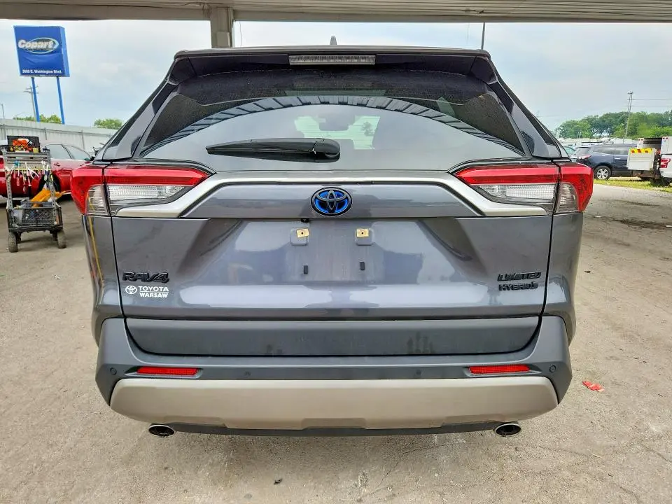 2022 TOYOTA RAV4 LIMITED  