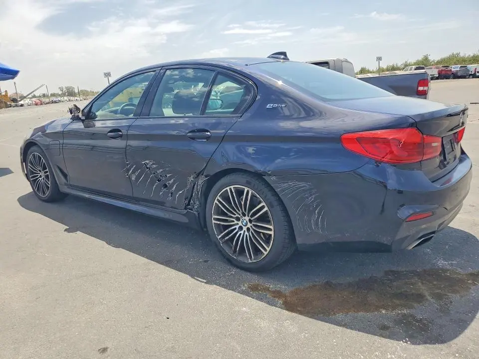 2019 BMW 530E   