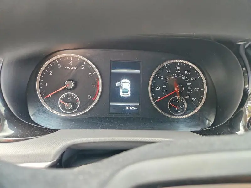 2021 KIA K5 LXS  
