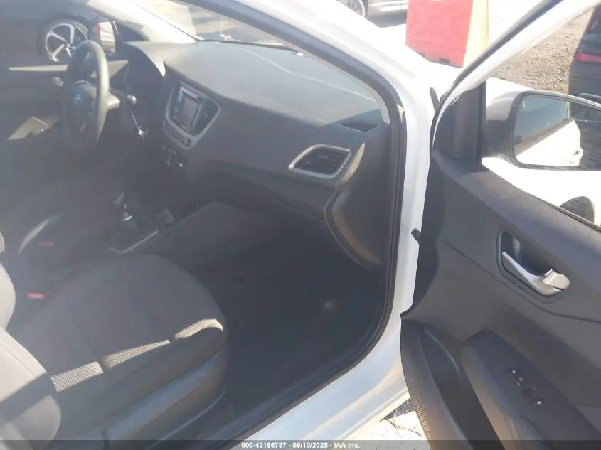 2020 HYUNDAI ACCENT SE