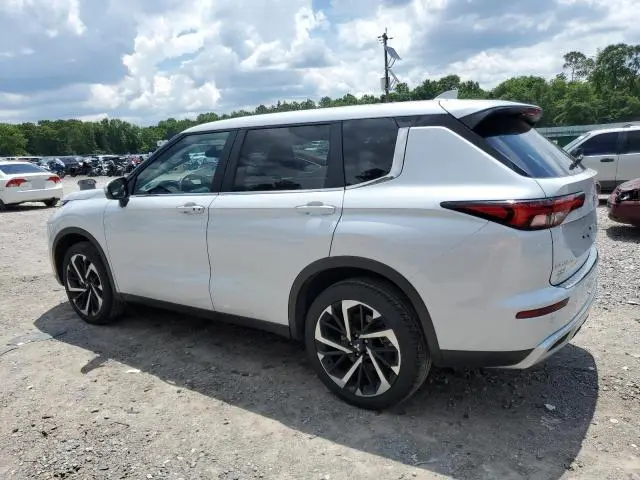 2024 MITSUBISHI OUTLANDER SE