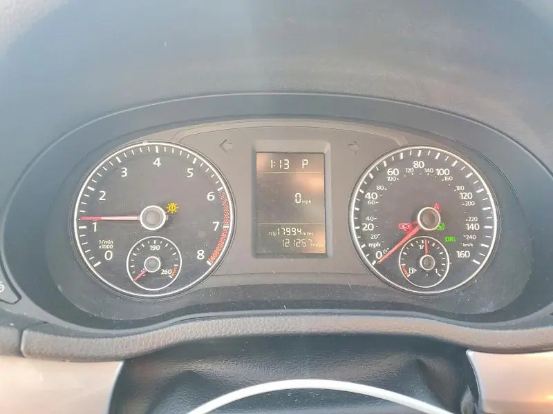 2014 VOLKSWAGEN PASSAT S  