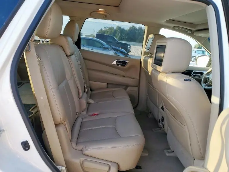 2014 NISSAN PATHFINDER S  