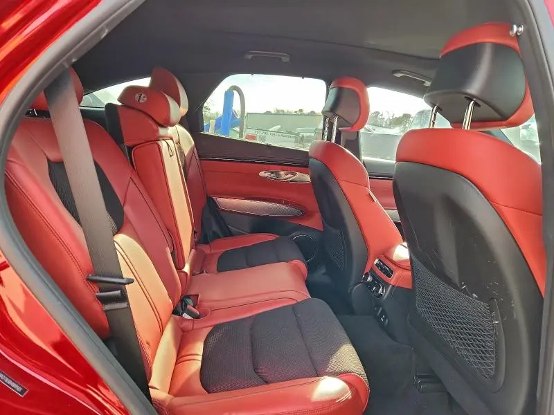 2024 GENESIS GV70 BASE  