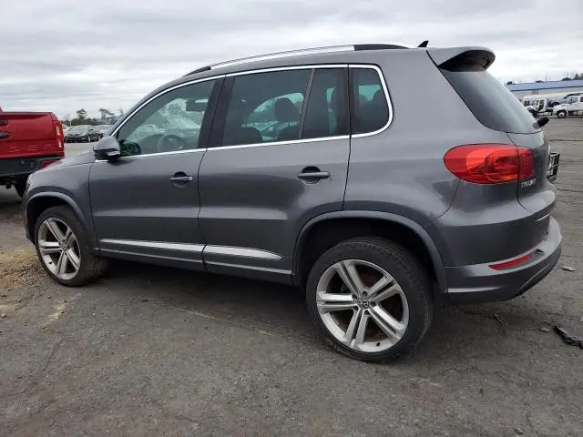 2016 VOLKSWAGEN TIGUAN S  