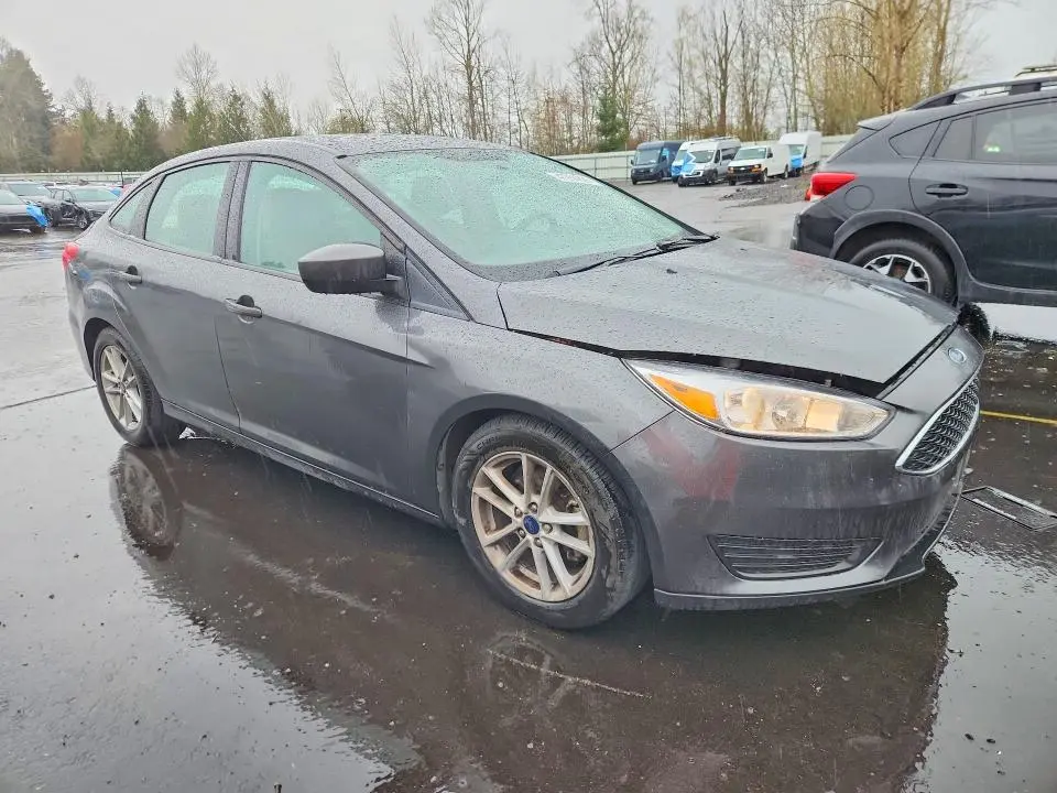 2018 FORD FOCUS SE  
