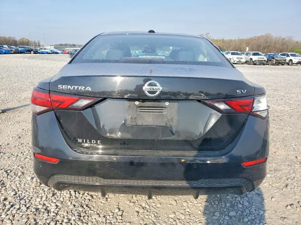 2021 NISSAN SENTRA SV  