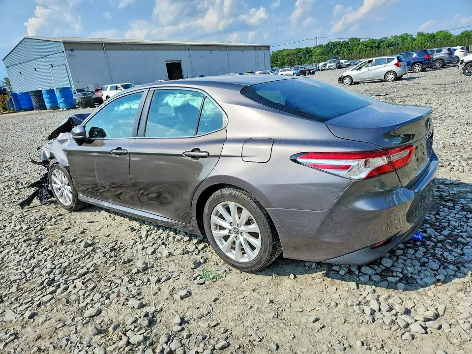 2018 TOYOTA CAMRY LE  