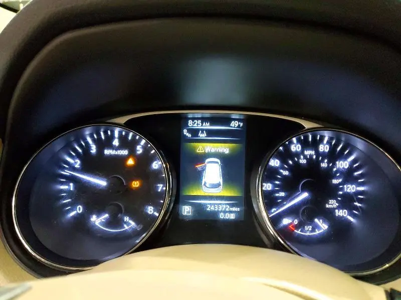 2015 NISSAN ROGUE SV  