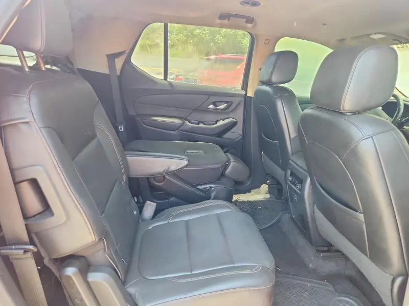2020 CHEVROLET TRAVERSE LT  