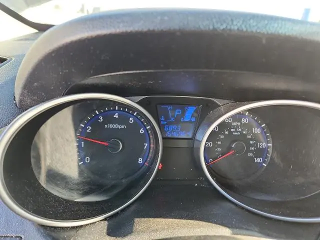 2011 HYUNDAI TUCSON GLS  