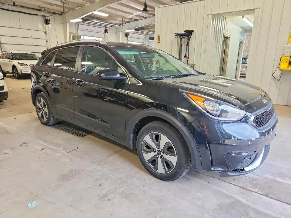 2017 KIA NIRO FE  