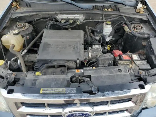 2010 FORD ESCAPE LIMITED  