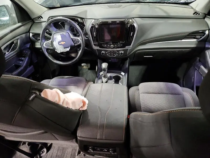 2021 CHEVROLET TRAVERSE LT  