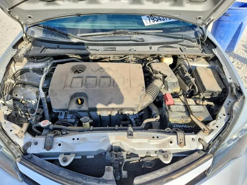 2019 TOYOTA COROLLA SE  