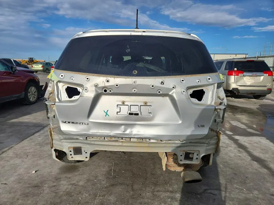 2020 KIA SORENTO LX V6  