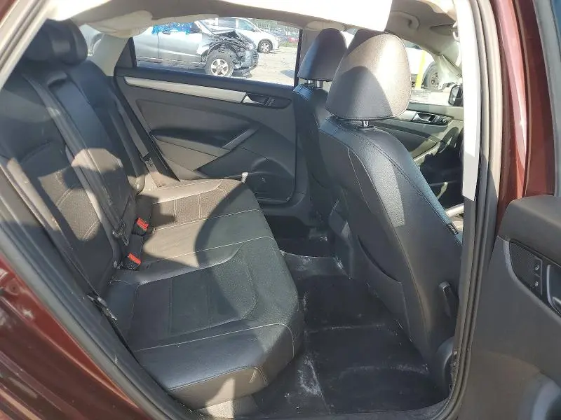 2014 VOLKSWAGEN PASSAT S  