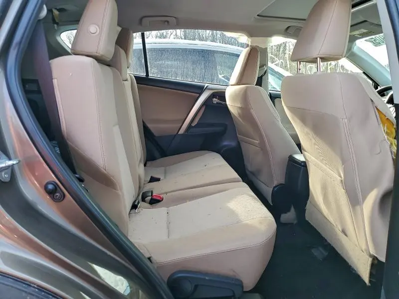 2015 TOYOTA RAV4 XLE  