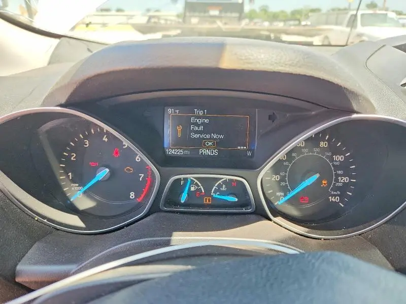2017 FORD ESCAPE SE  
