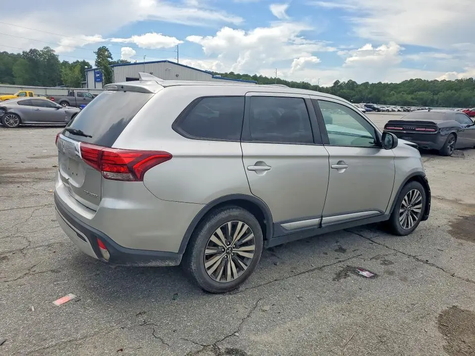 2019 MITSUBISHI OUTLANDER ES  