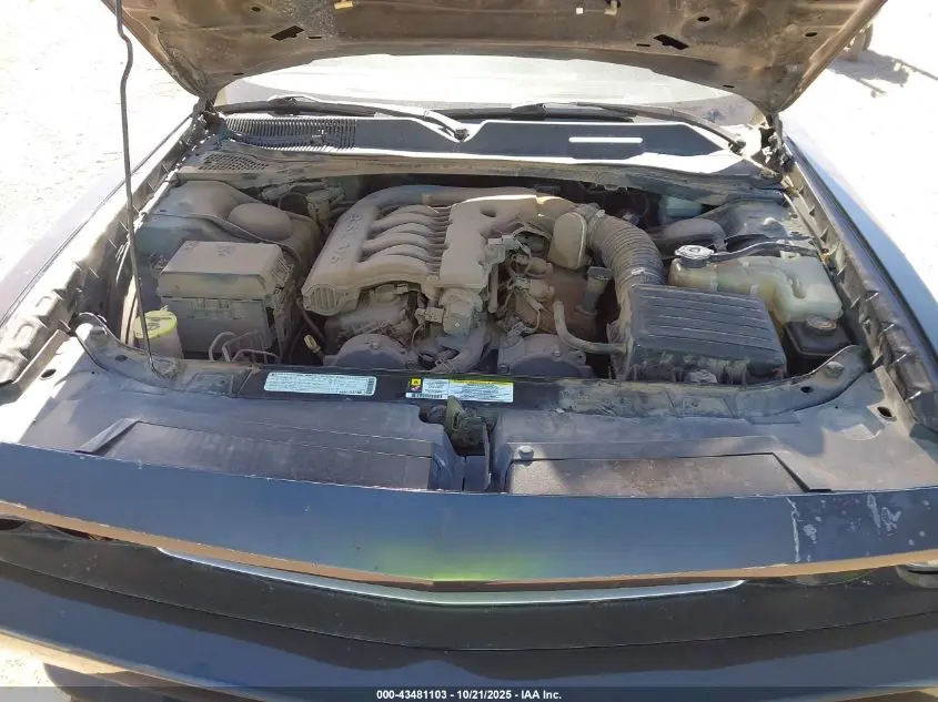 2010 DODGE CHALLENGER SE