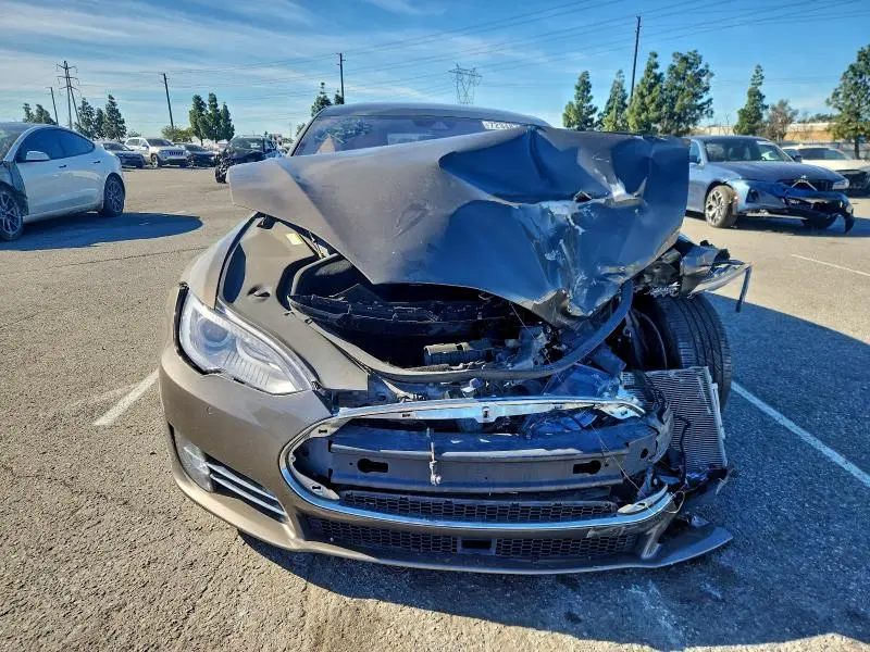 2015 TESLA MODEL S   