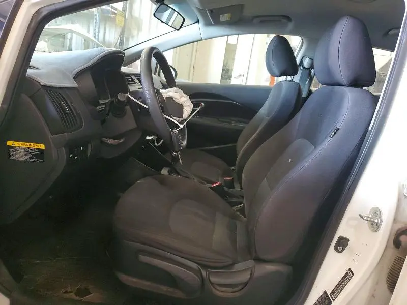 2014 KIA RIO LX  