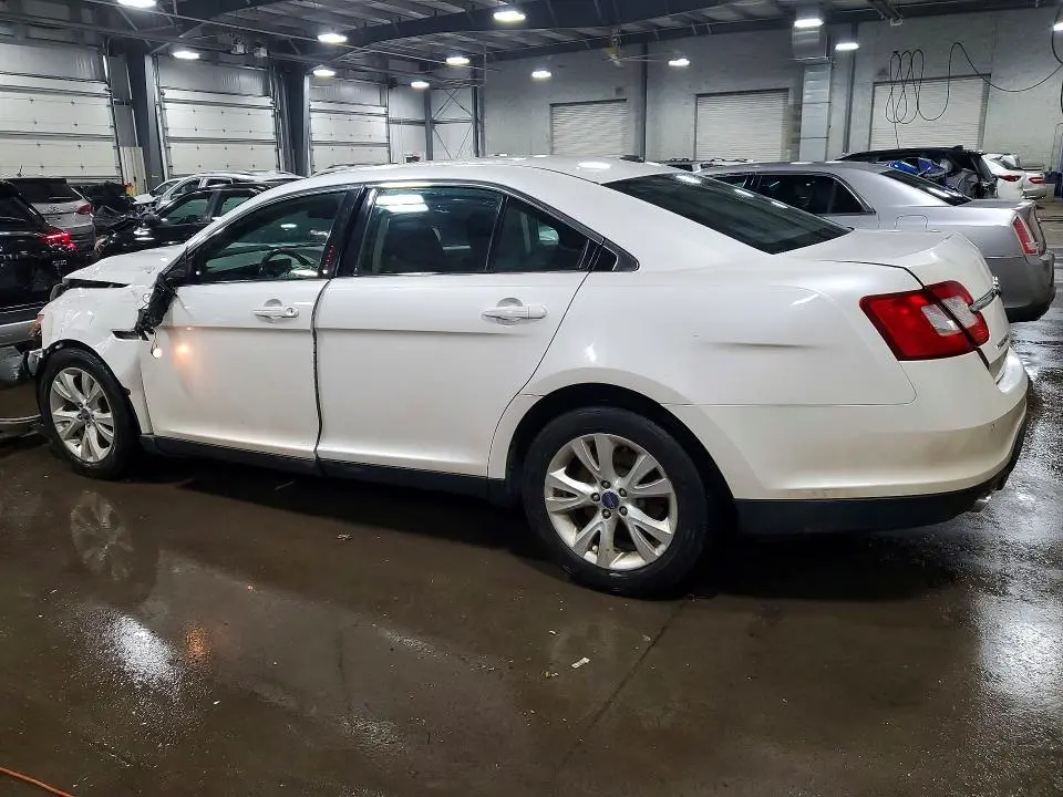 2010 FORD TAURUS SEL  