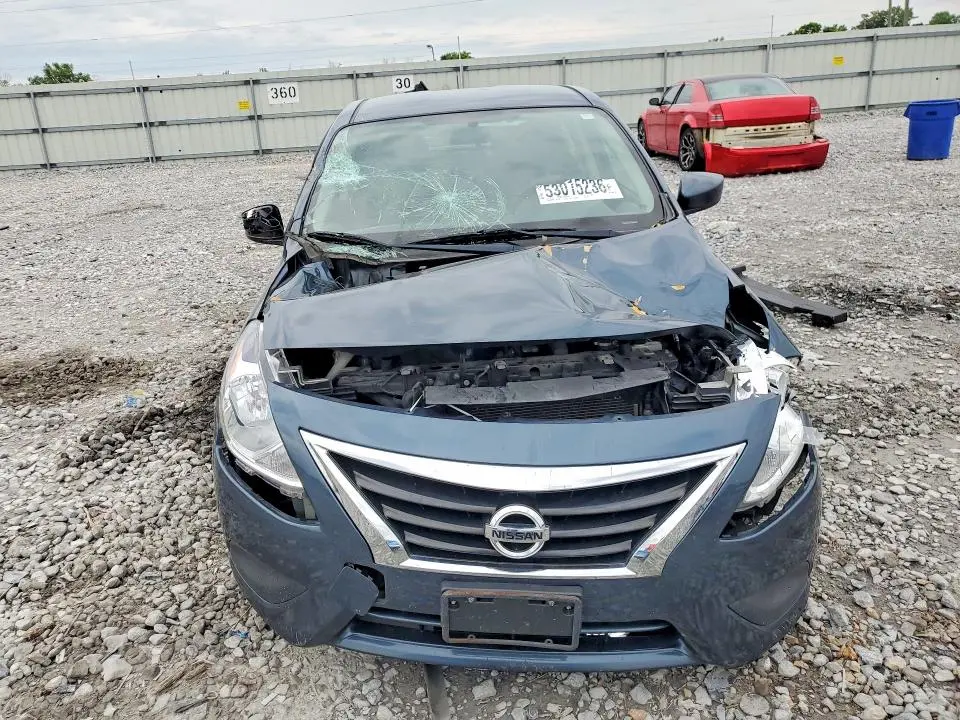 2016 NISSAN VERSA 1.6 SV  